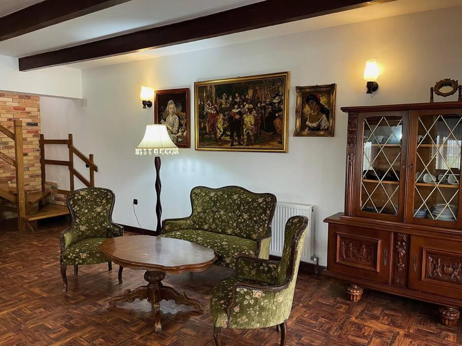 Casa La Doi Nuci Hotell Bradet  Exteriör bild