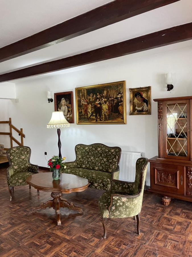 Casa La Doi Nuci Hotell Bradet  Exteriör bild
